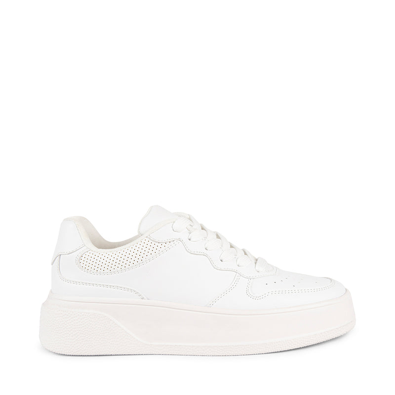 STEVE MADDEN SNEAKER