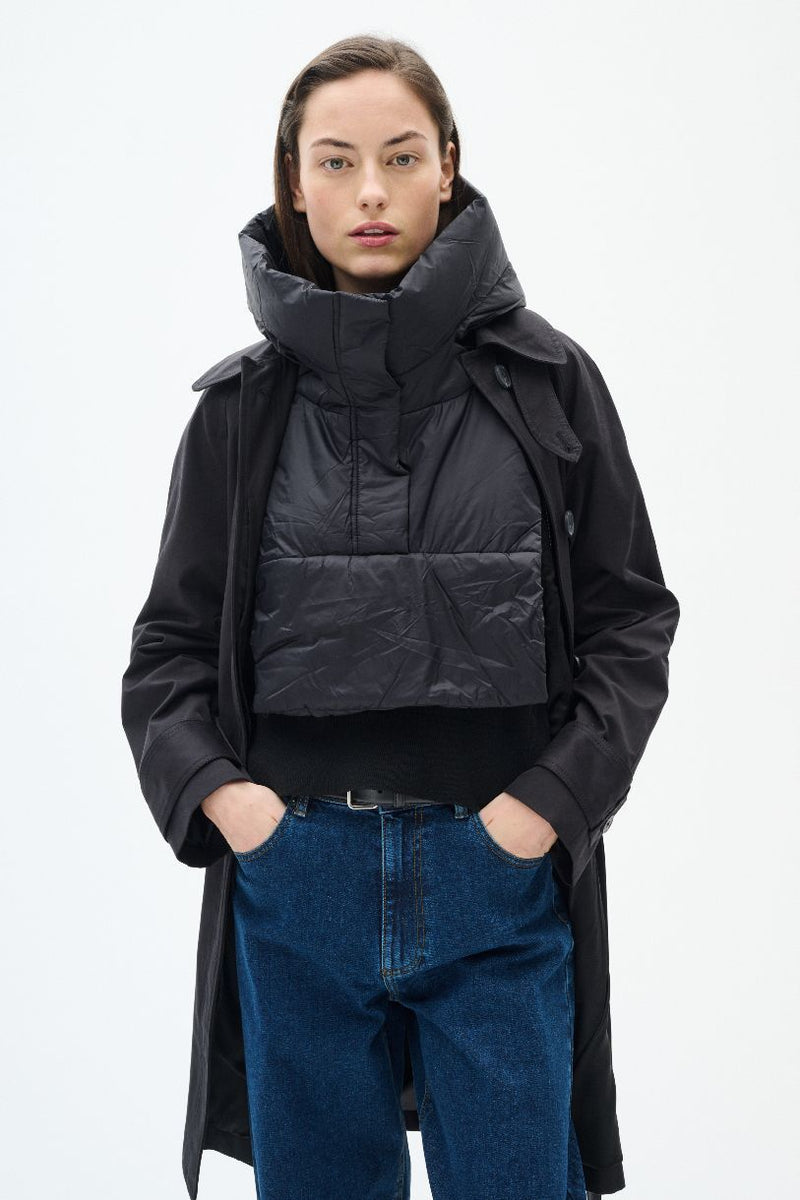 In Wear CACHE COL